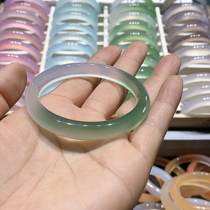 【闪购商品】玛瑙/玉髓手镯未镶嵌