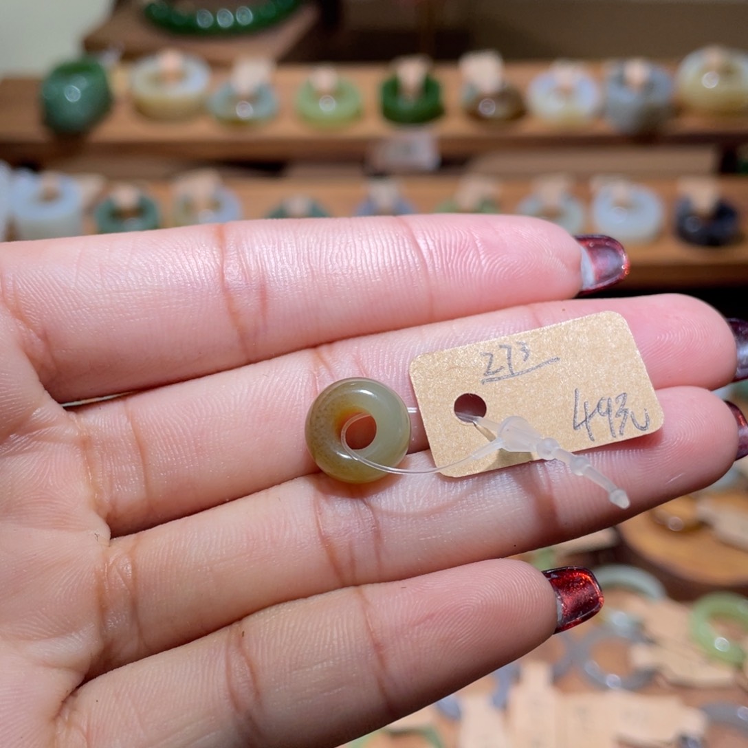 和田玉颈饰未镶嵌273