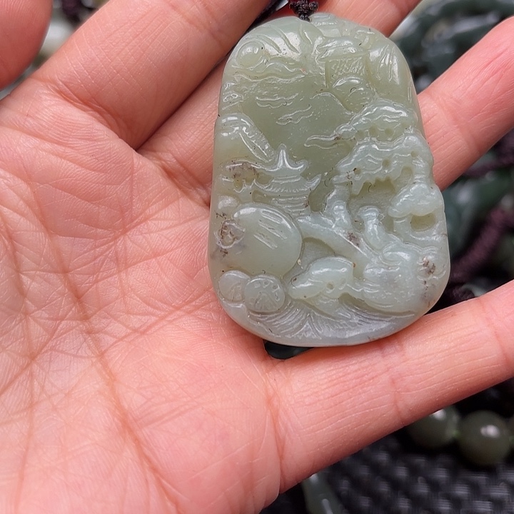 和田玉颈饰未镶嵌