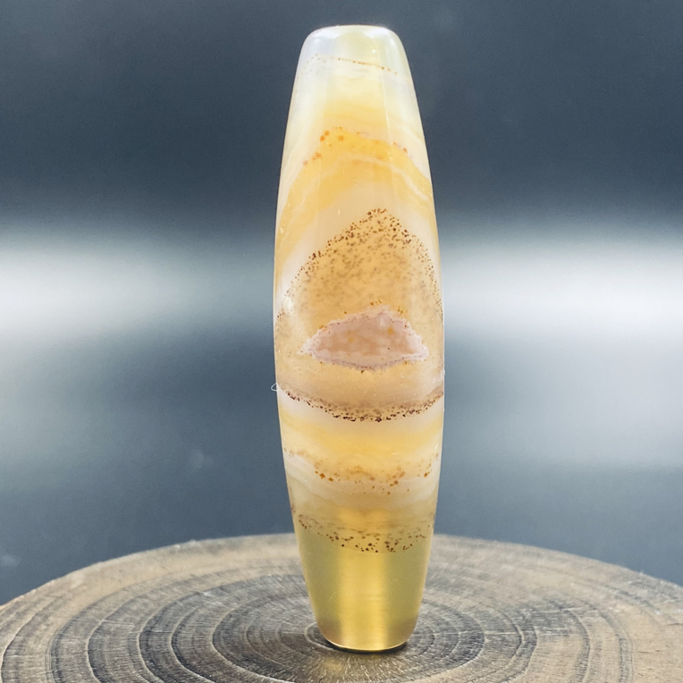 天然粉色凤眼天珠玛瑙吊坠复刻战汉风格