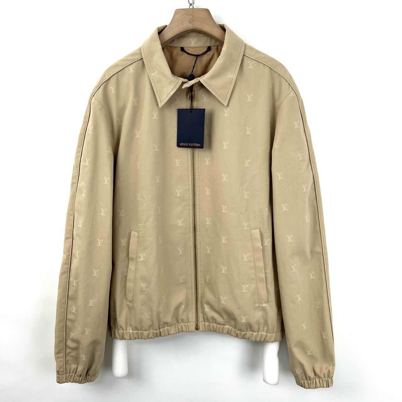 全新未使用 LouisVuitton/路易威登 52码卡其色满印夹克外套06486