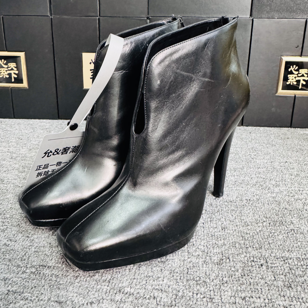 95新 Hermes/爱马仕 黑色短靴37.5码ysc4480