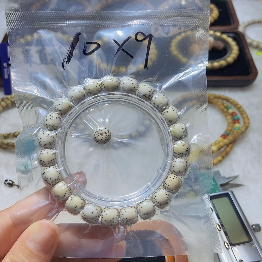 星月菩提手串侧留白10x 9