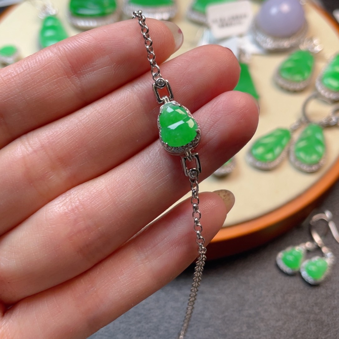 翡翠吊坠(不含链)银S925镶嵌手链