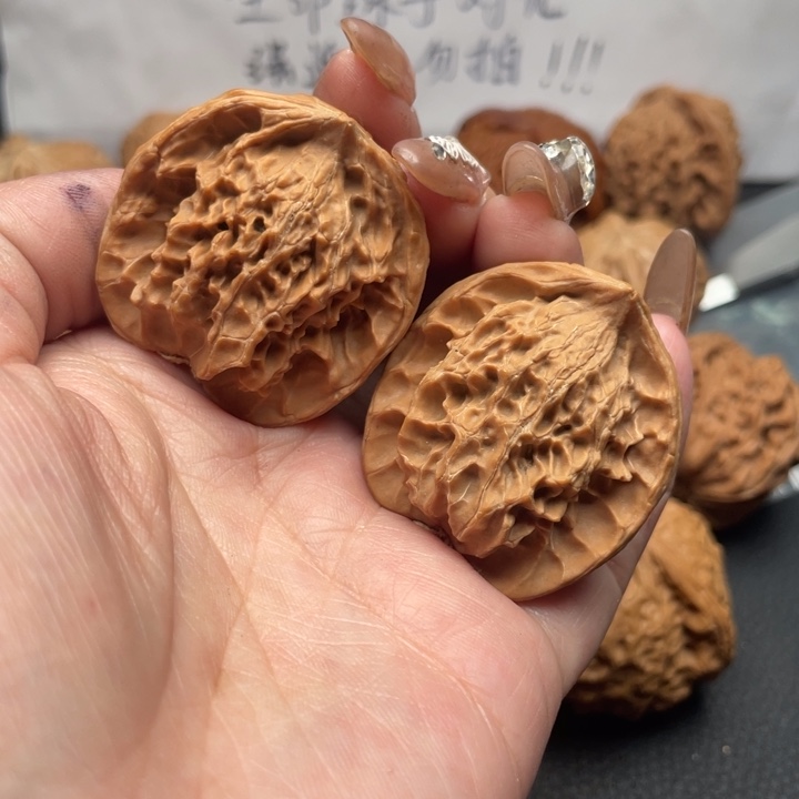 文玩核桃把件蛇头