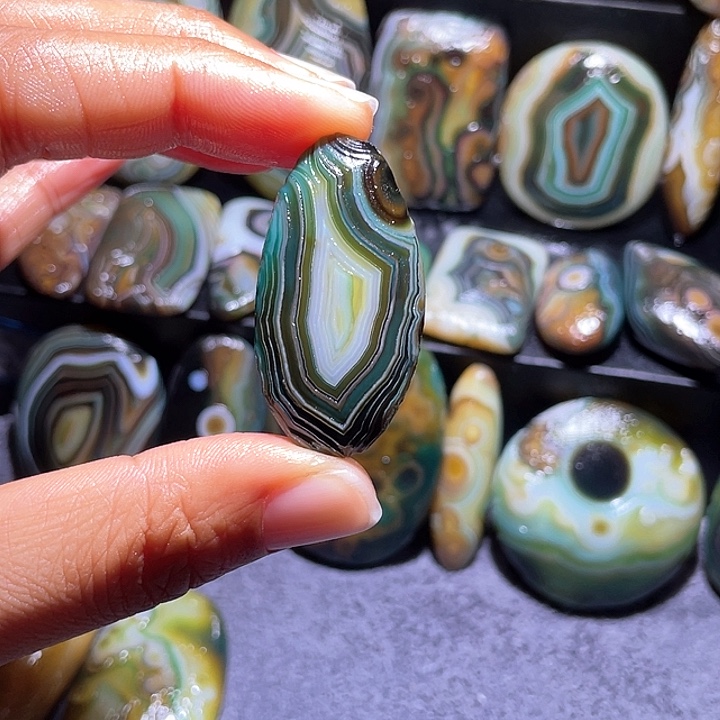 玛瑙/玉髓珠宝奇石未镶嵌