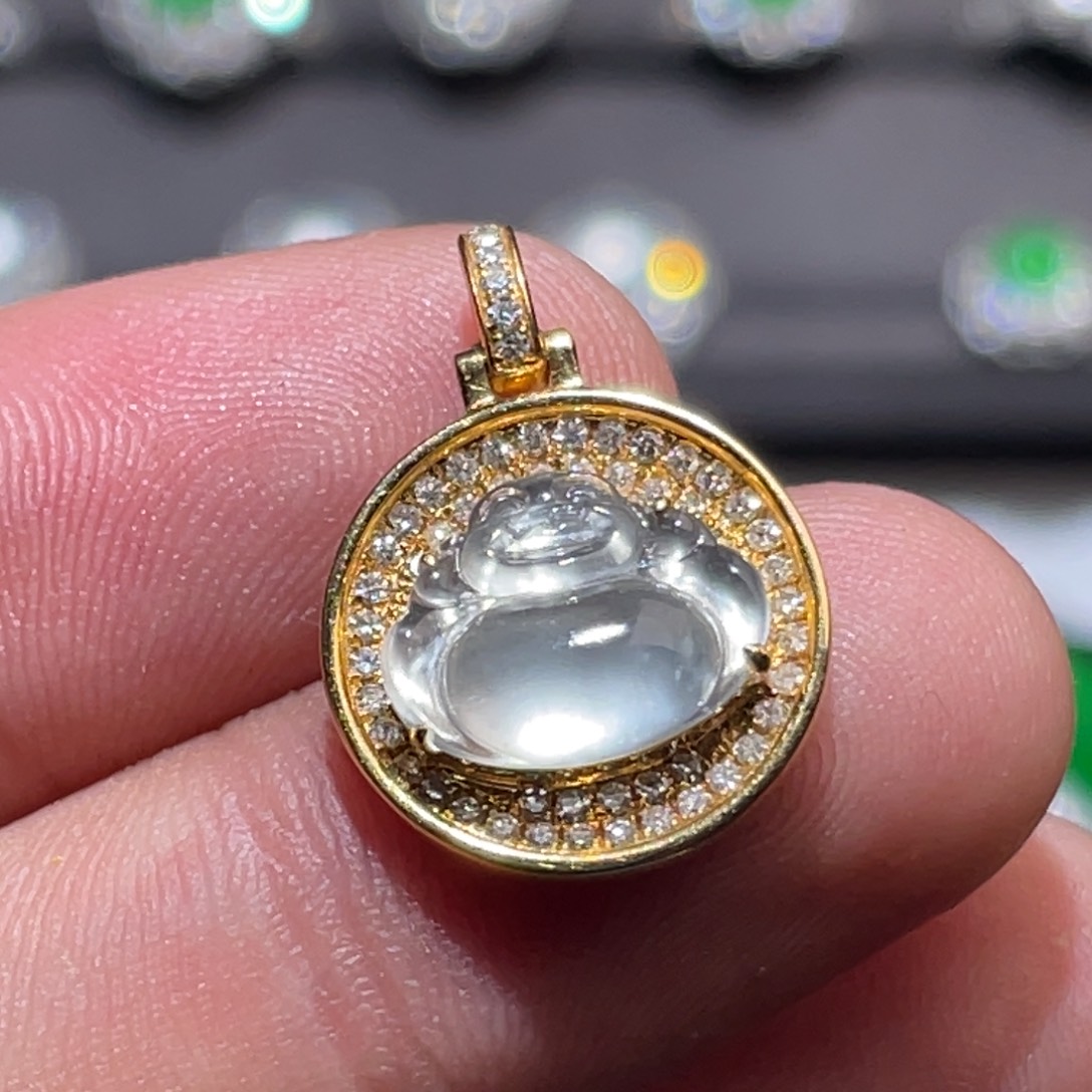 翡翠18K金镶嵌项链