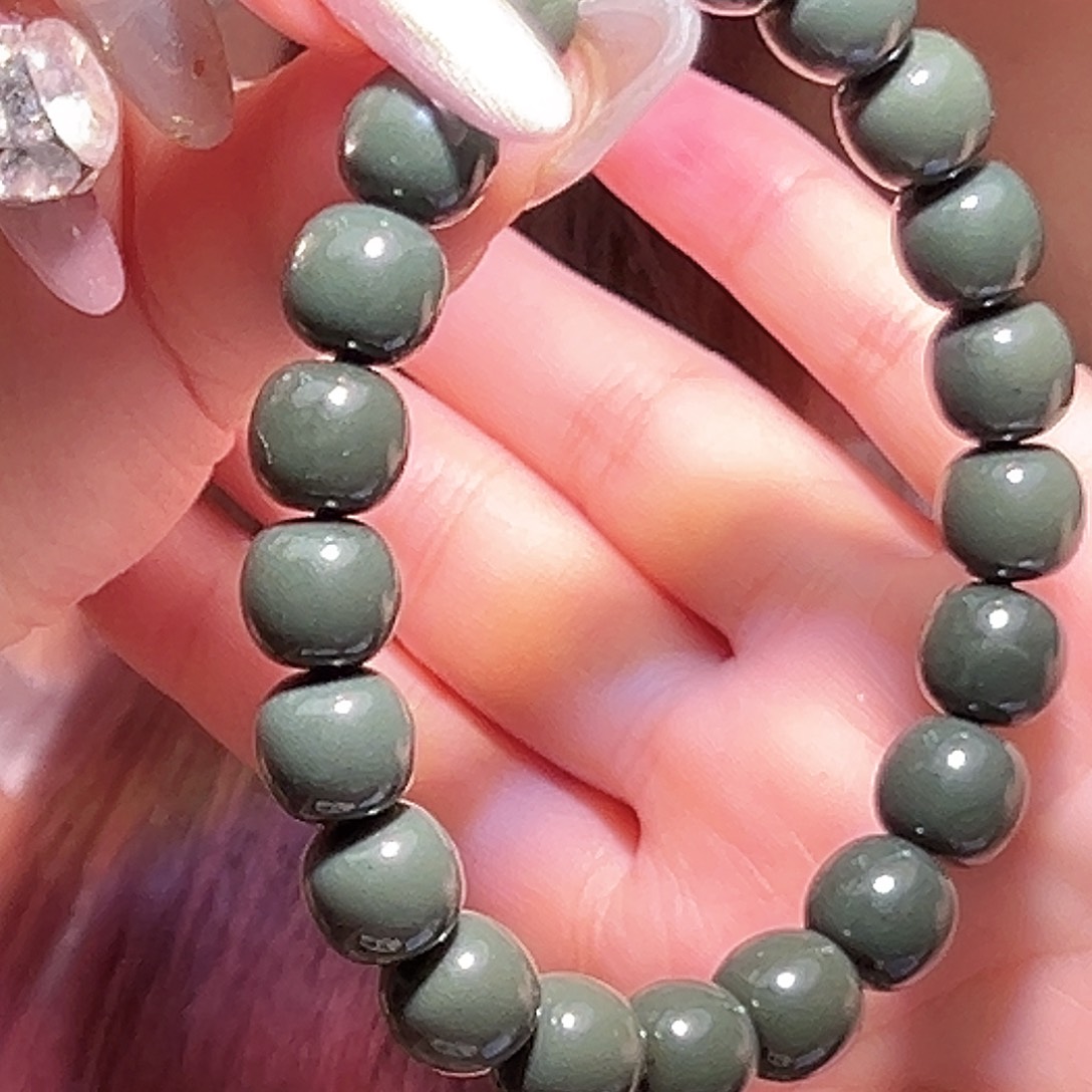 和田玉未镶嵌颈饰沙枣青卡10