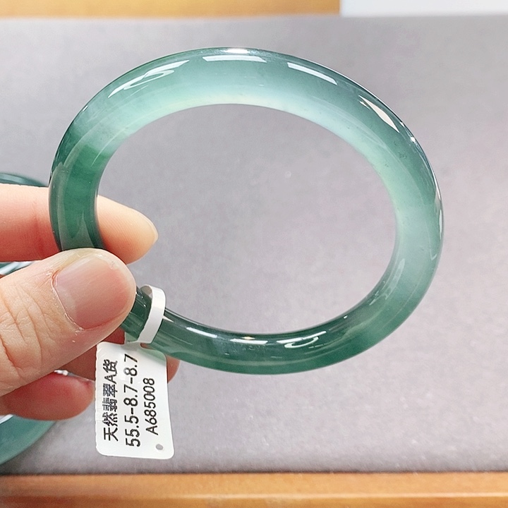 【闪购商品】翡翠手镯（圆镯）未镶嵌
