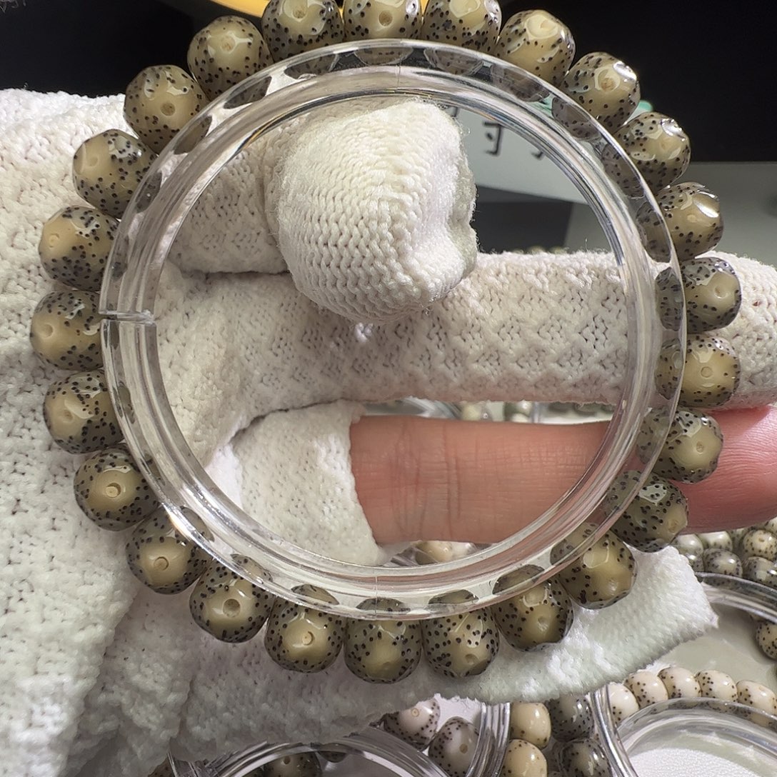 星月菩提吊坠黑冰玉化无相