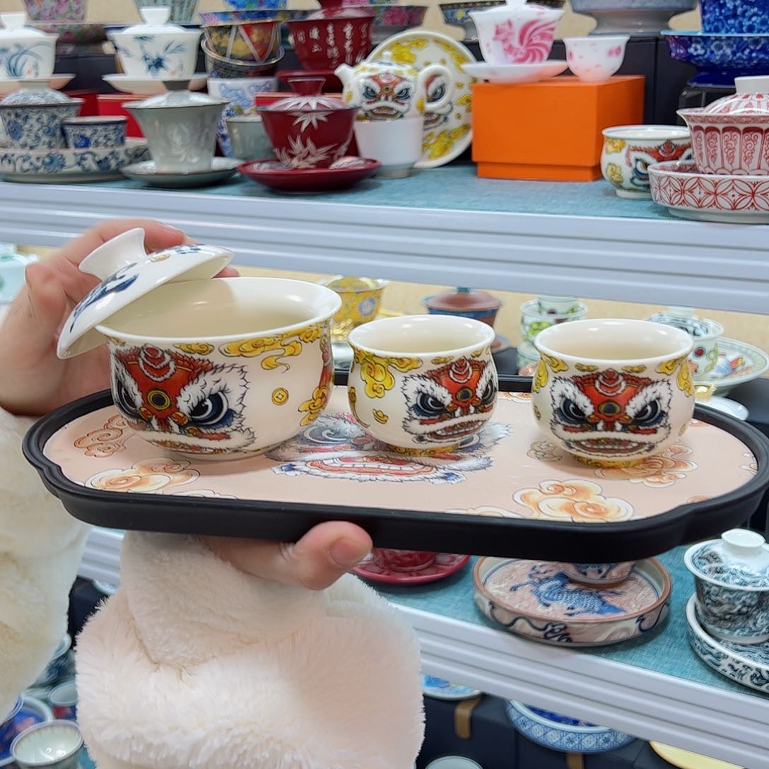 你们都是在等着看