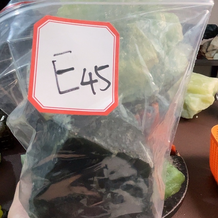 爱***意蛇纹石玉未镶嵌岫玉原石