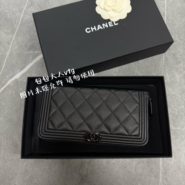 未使用 Chanel/香奈儿 So black鱼子酱Leboy钱包