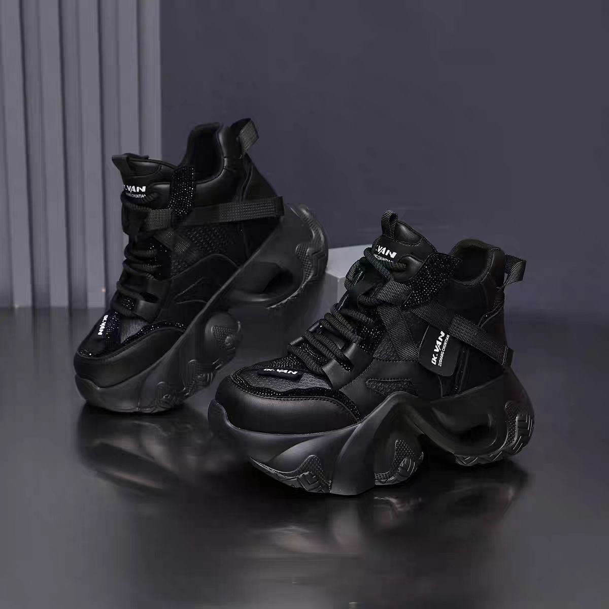 冬季加绒高帮增高秋冬时尚休闲鞋ins厚底老爹鞋女透气