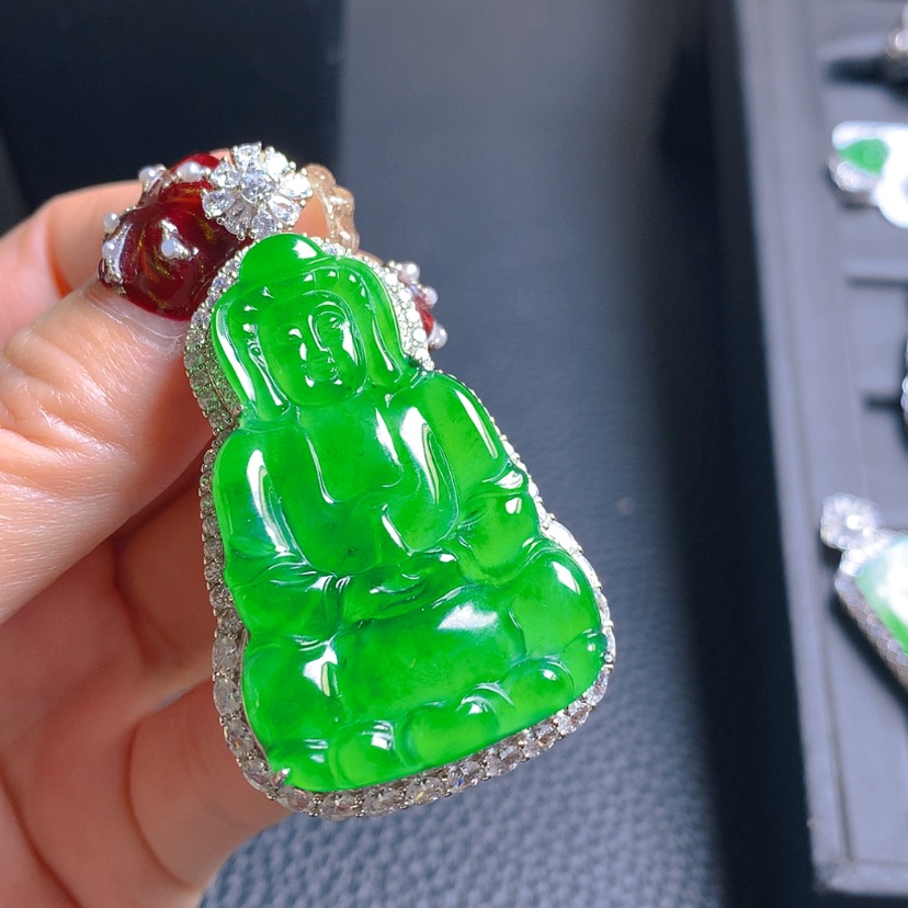 【闪购商品】翡翠吊坠(赠链)银S925镶嵌紫**来