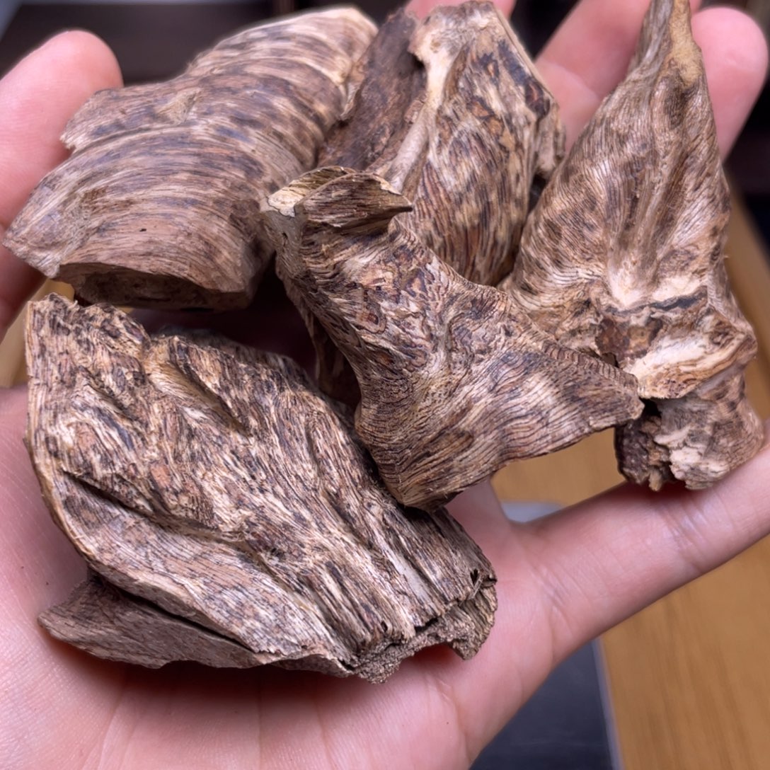 放漏27克海南尖峰纽结