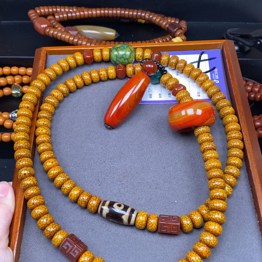 星月菩提吊坠彬**下星月