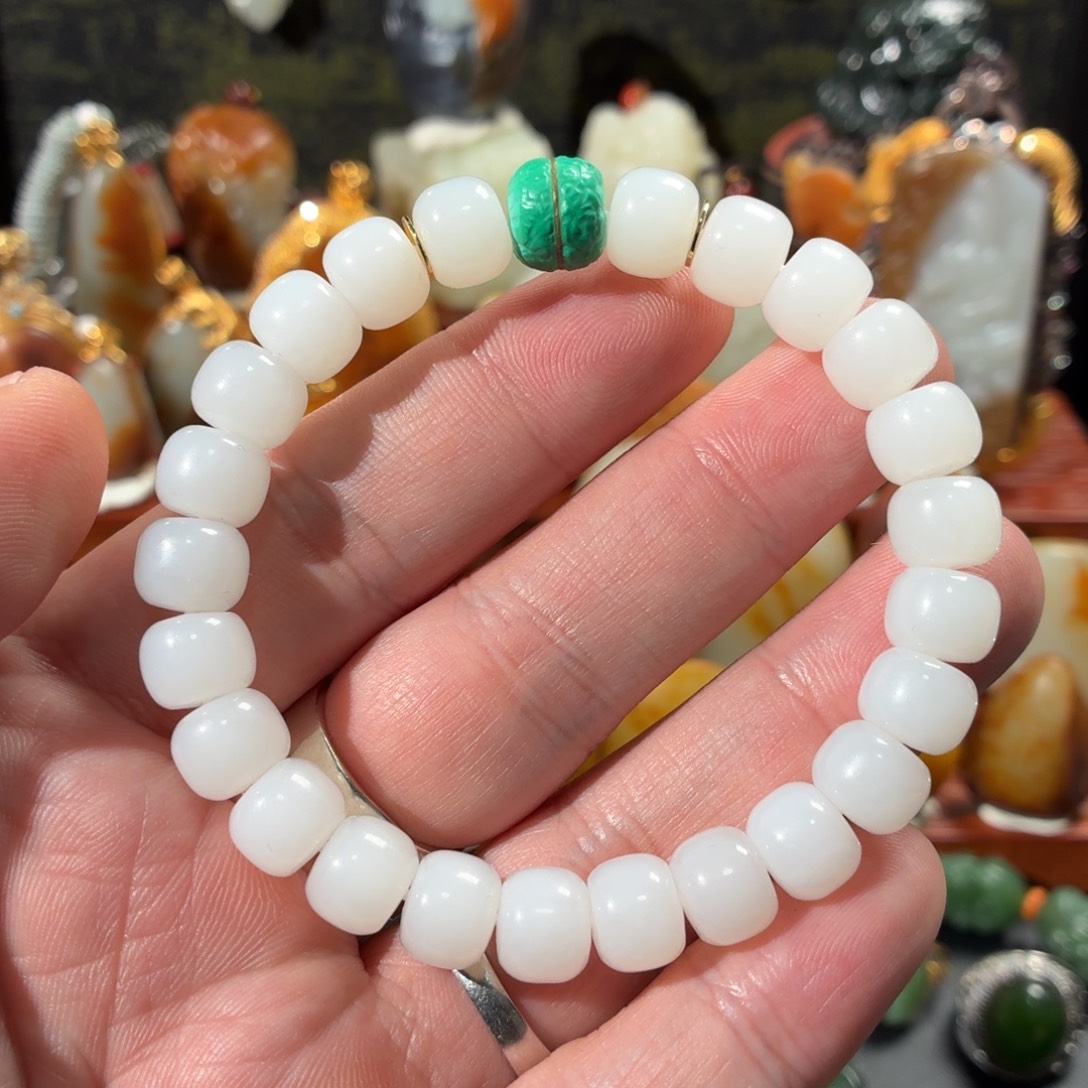 和田玉未镶嵌手串33.9g