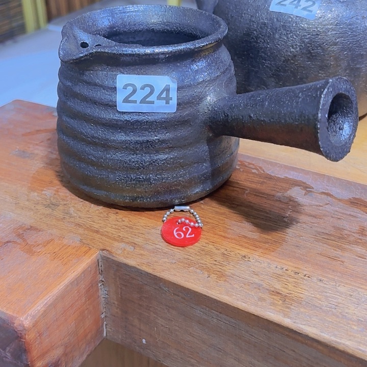 用****162号侧地一个168米24日