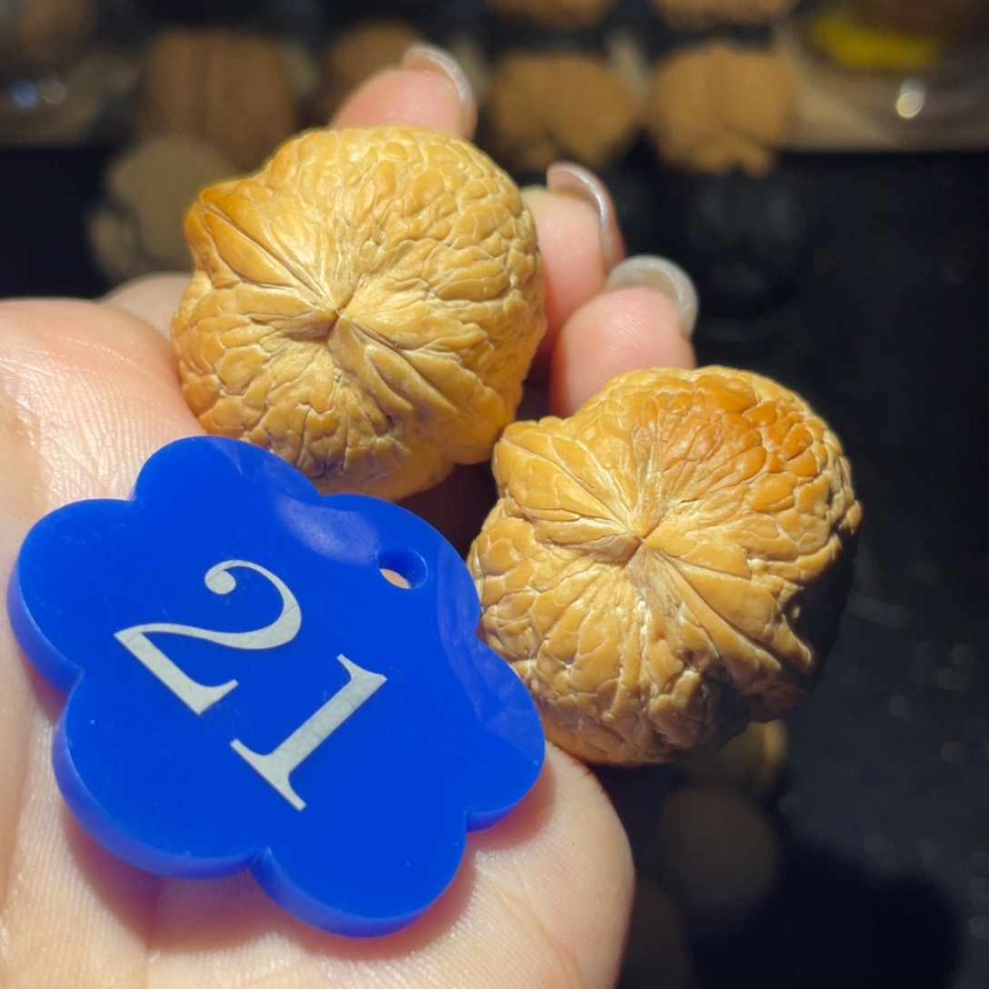 ****宸大西瓜33尺寸核桃。   