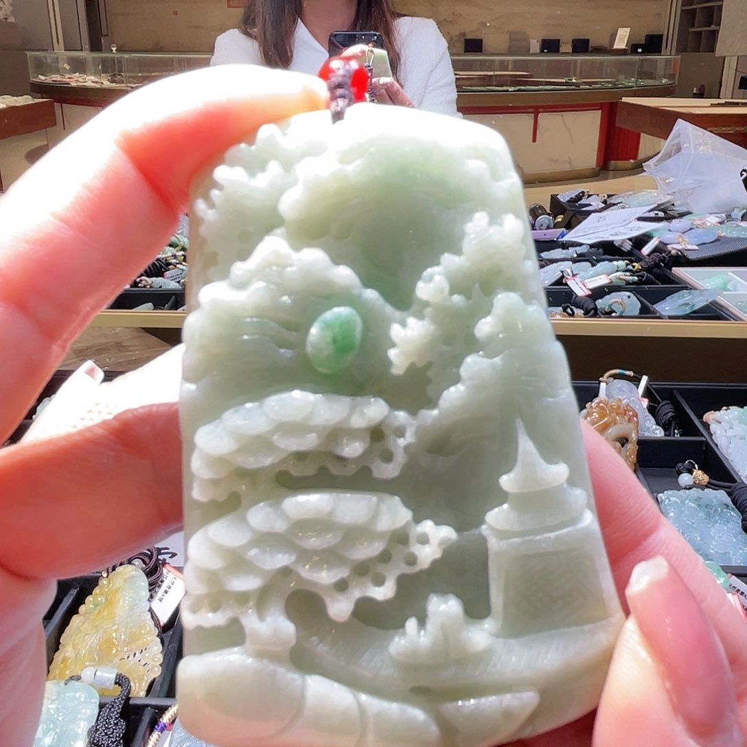 翡翠颈饰未镶嵌一个