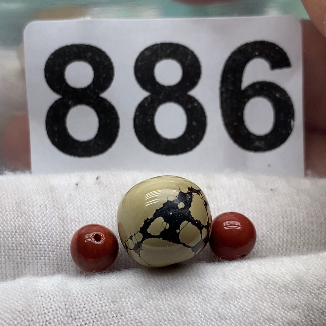 南红玛瑙未镶嵌颈饰