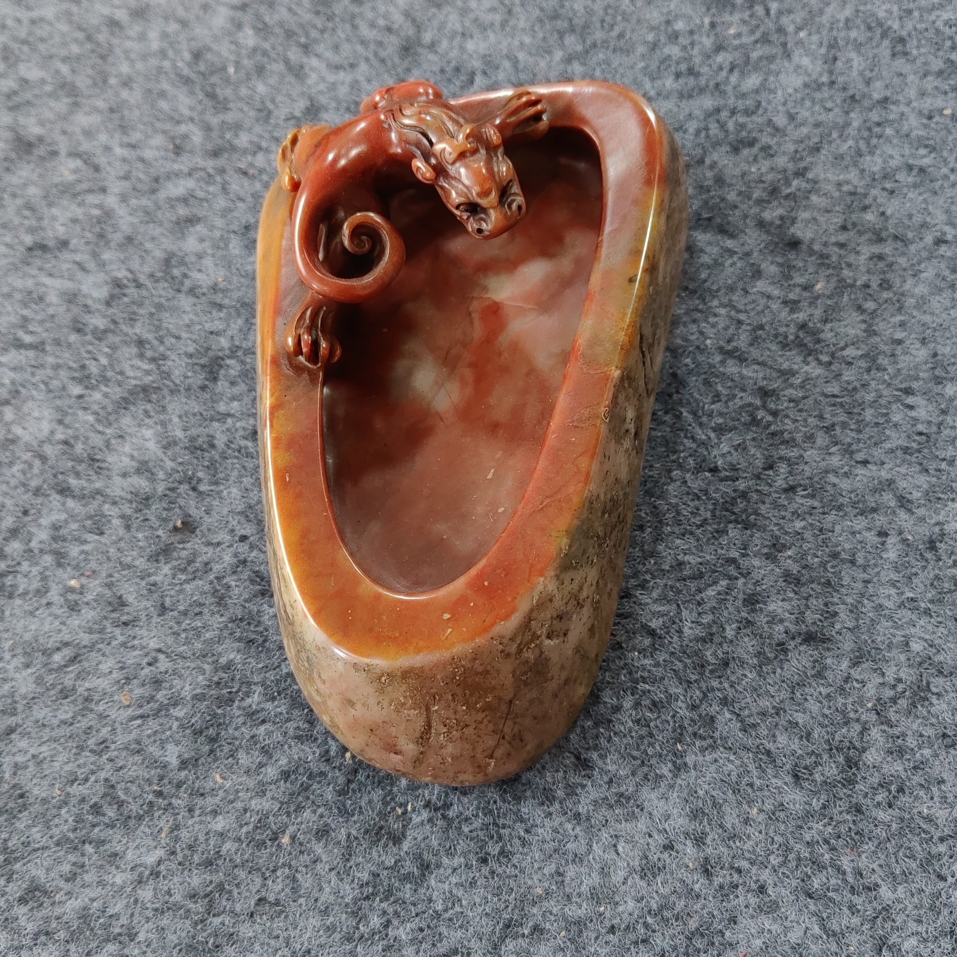 旧寿山石雕兽笔洗！