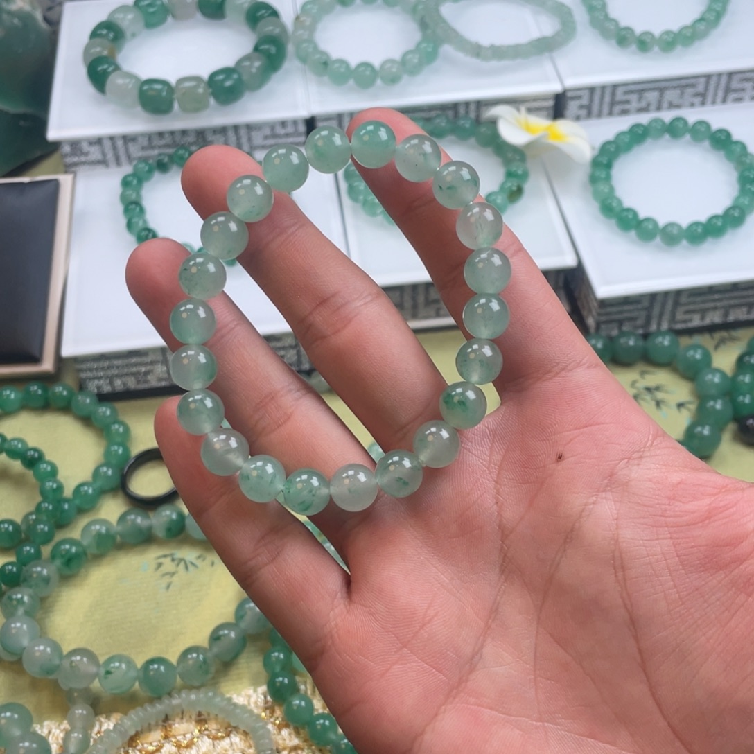 石英质玉（非洲翠）未镶嵌手串66