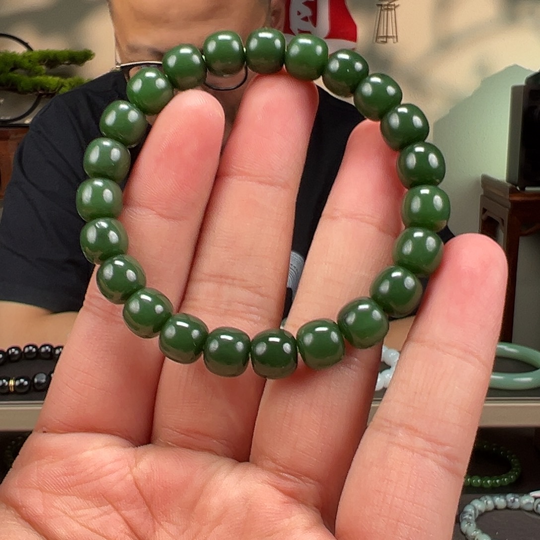 大***人和田玉未镶嵌手链卡9mm