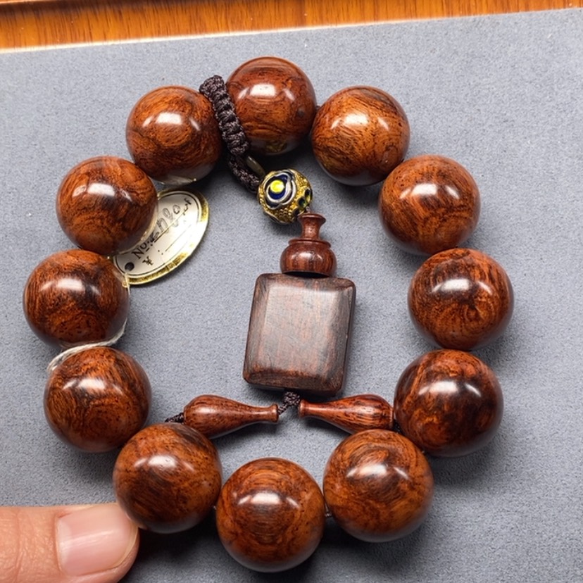 【闪购商品】黄花梨/降香黄檀手串/手链人****儿海黄2.0蜘蛛眼