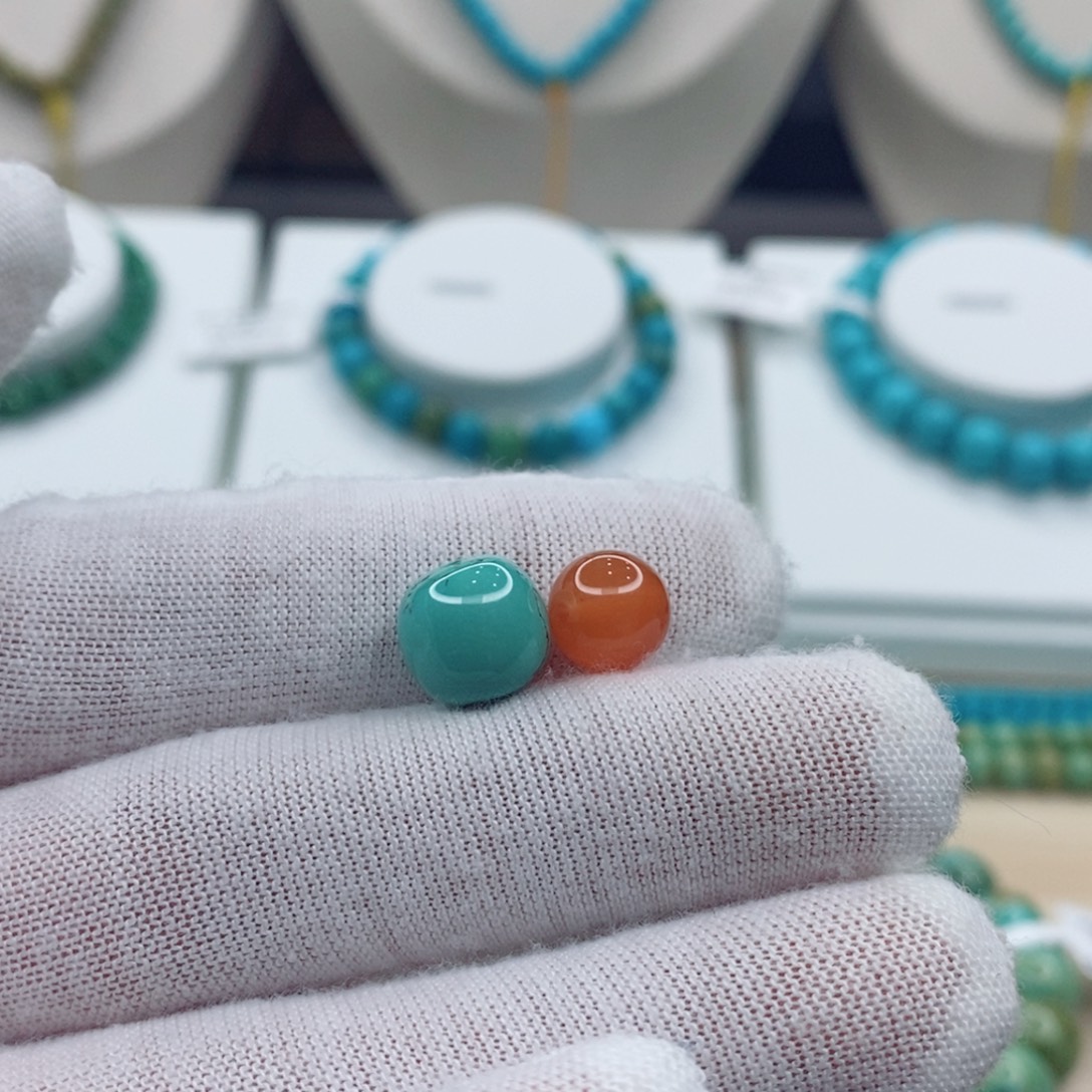 南红玛瑙未镶嵌珠宝奇石