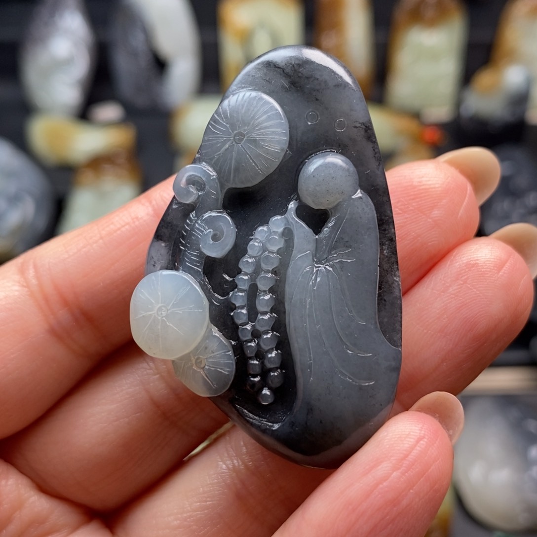 和田玉挂件未镶嵌