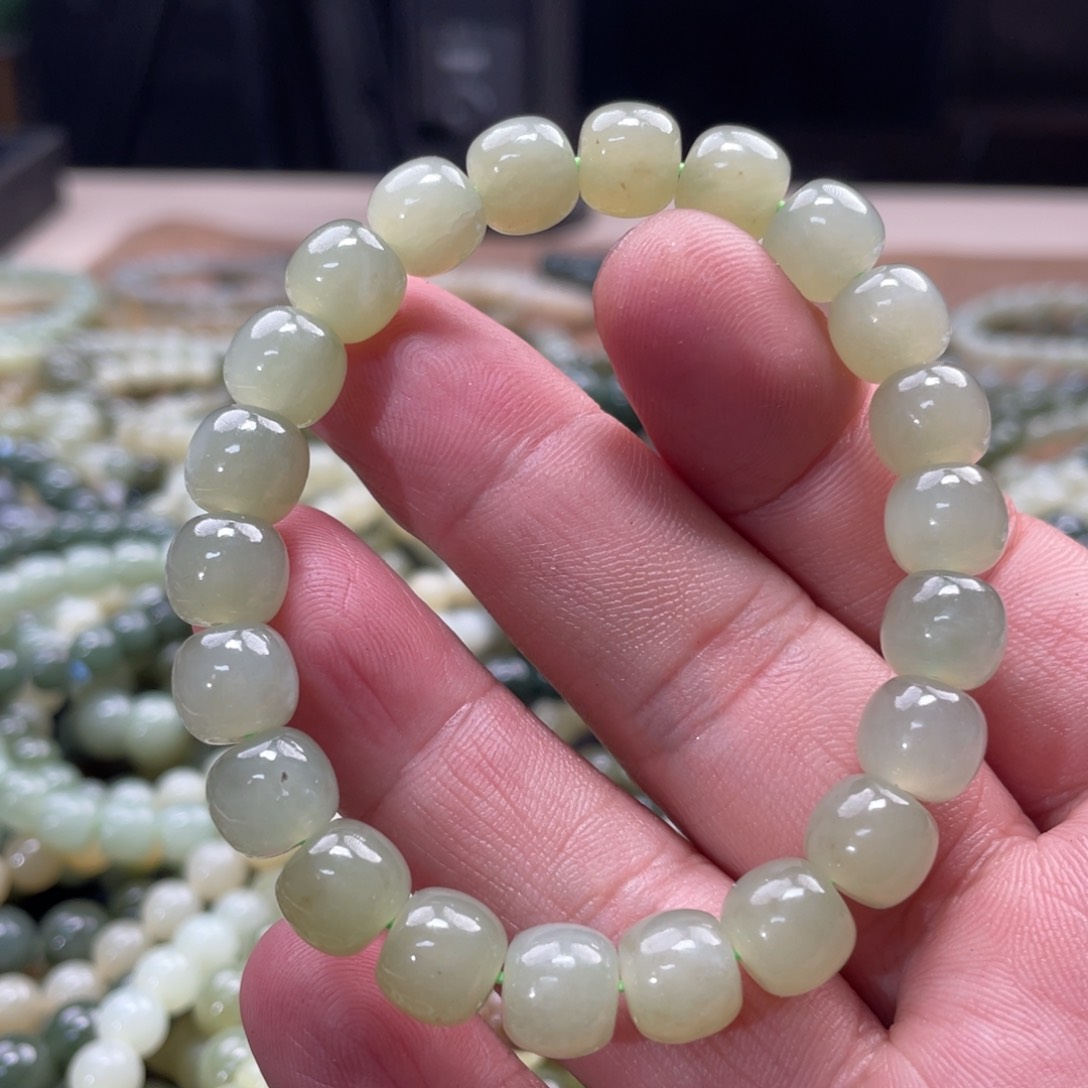 和田玉手链未镶嵌