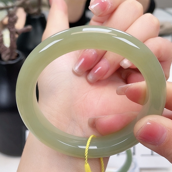 和田玉手镯5657未镶嵌