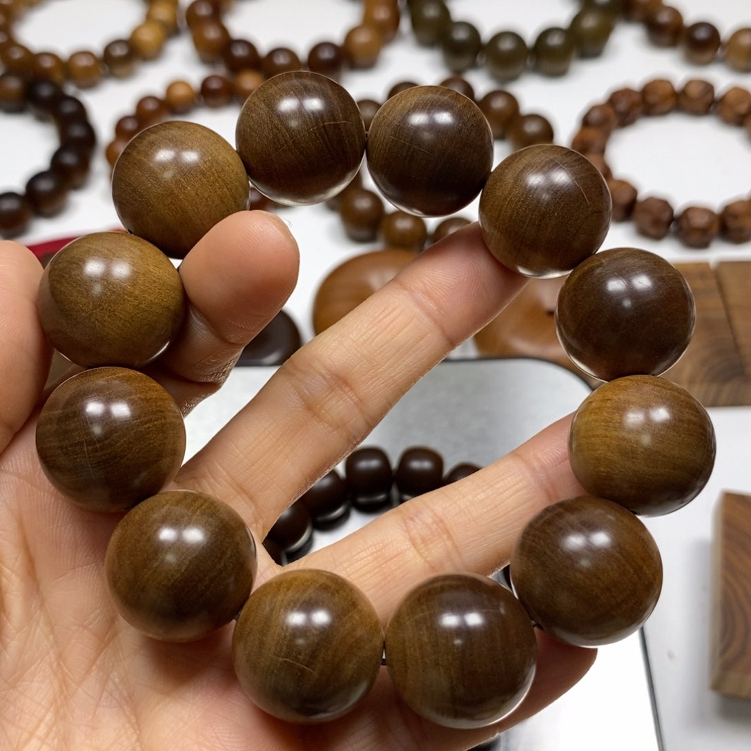 檀香木珏*老山檀香2.0奶香瑕疵