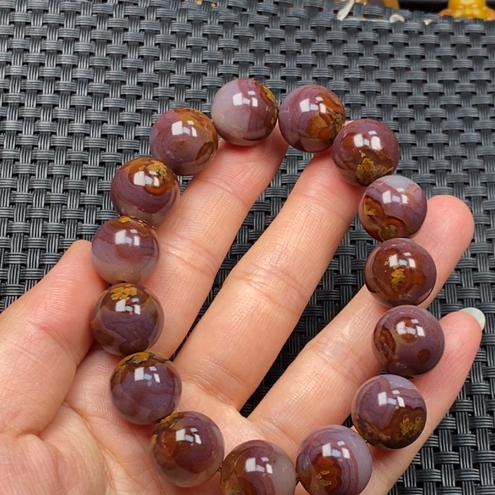 泰***然玛瑙/玉髓未镶嵌手串