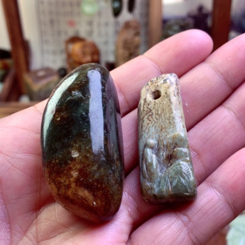 岫岩河磨玉（透闪石质玉）颈饰未镶嵌