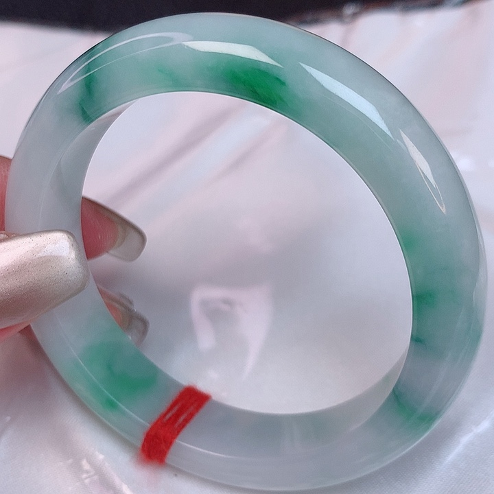 翡翠手镯未镶嵌53+ 翡翠手镯