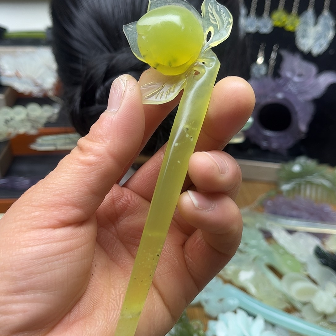 蛇纹石玉未镶嵌岫玉