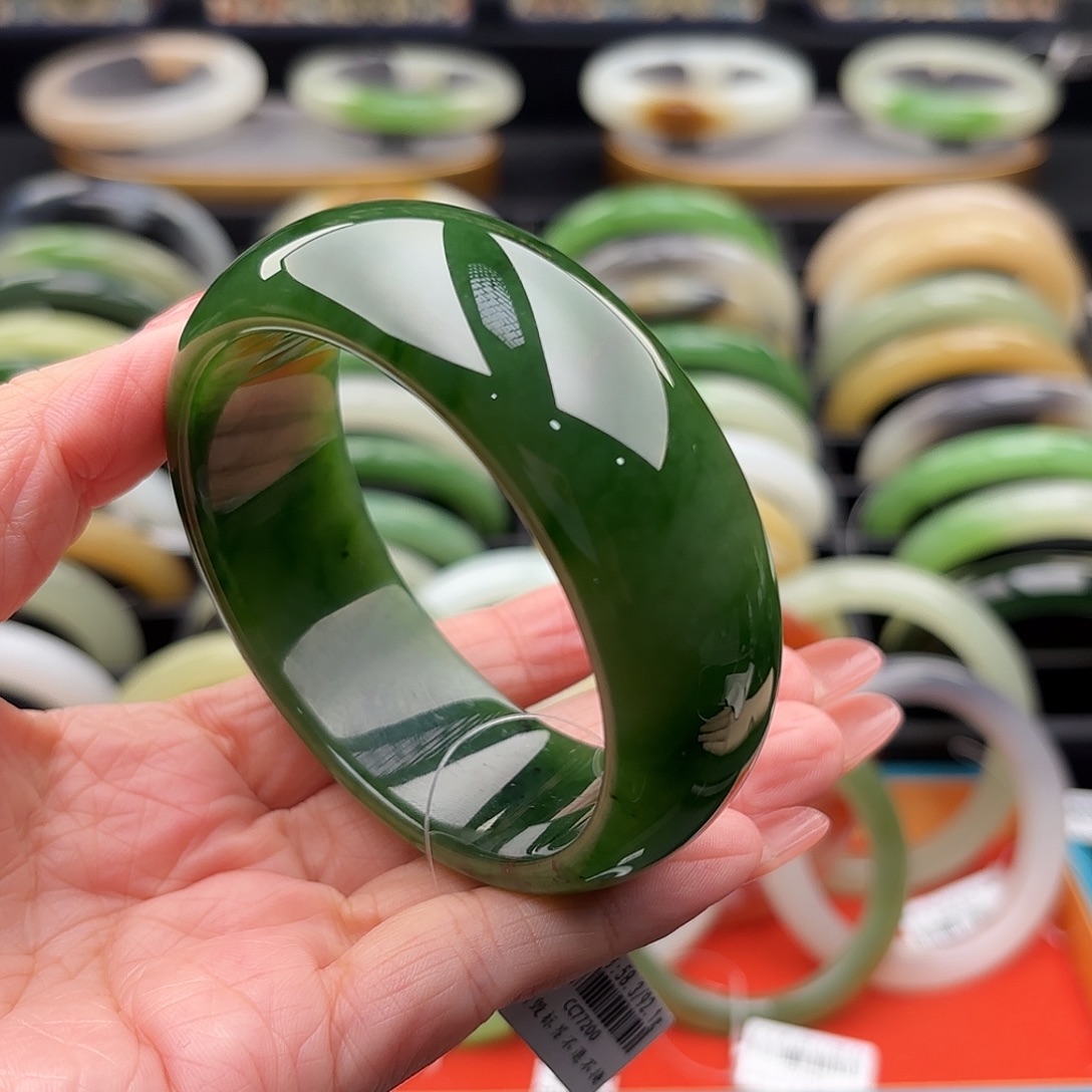 和田玉未镶嵌手镯无质量问题不退换58.3