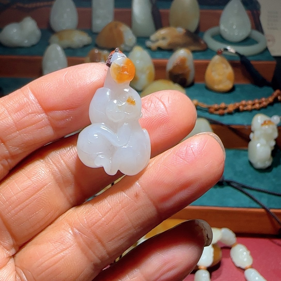 和田玉未镶嵌挂件