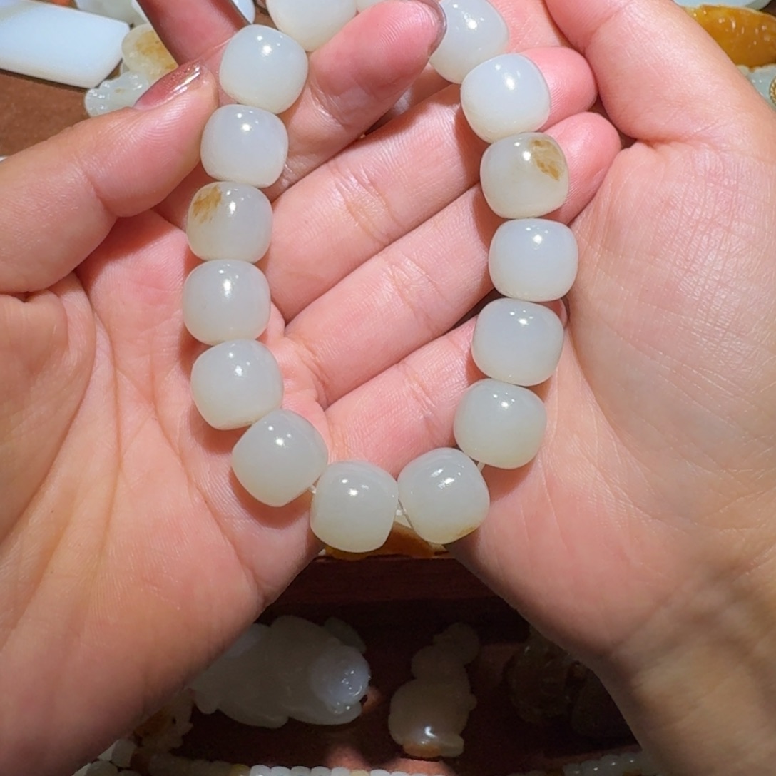 和田玉挂件未镶嵌烟**岫