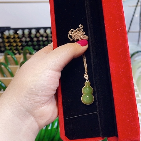 和田玉（碧玉）颈饰银S925镶嵌