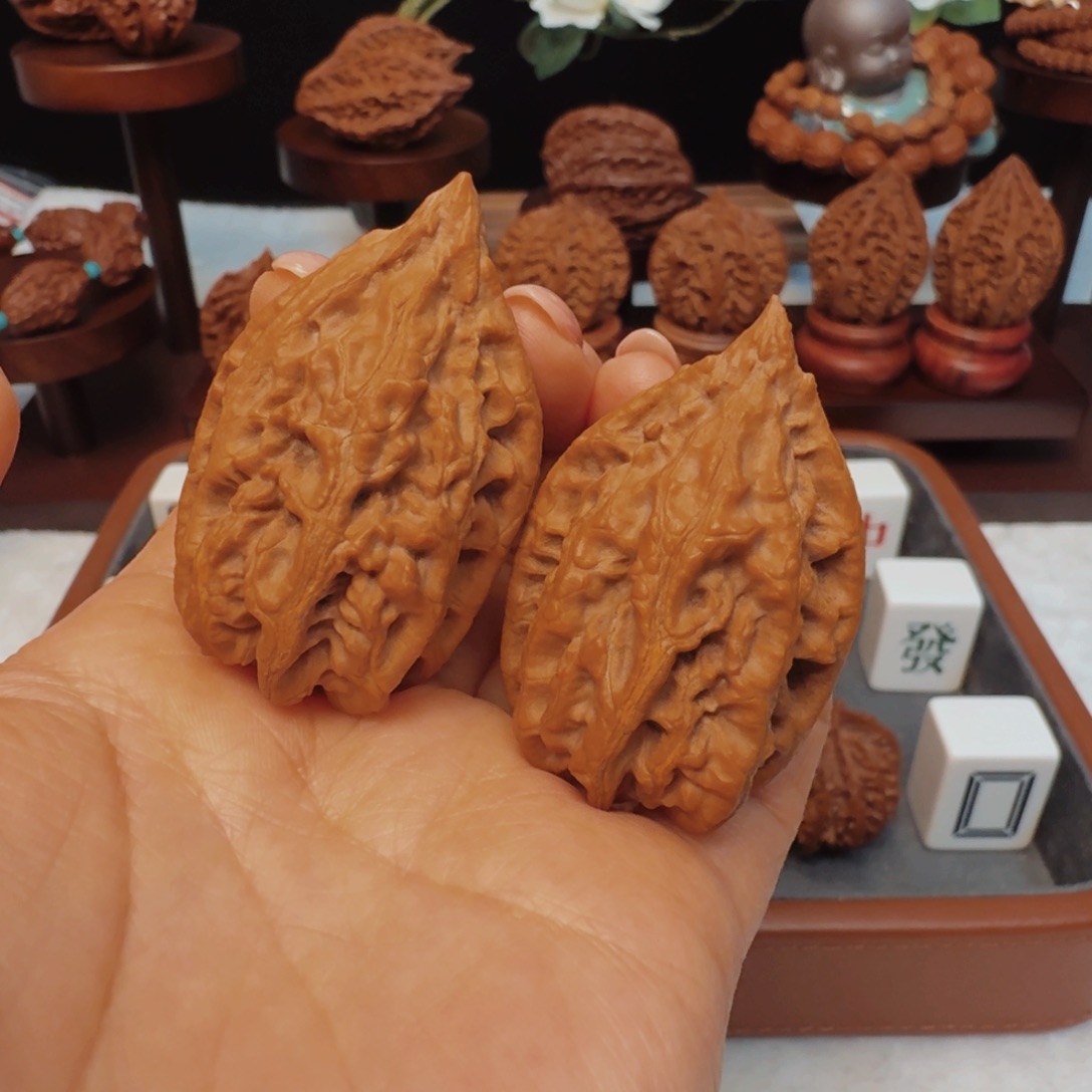 文玩核桃吊坠～犀牛角