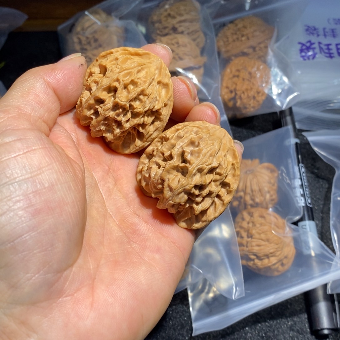 吊坠文玩核桃苹果园狮子头50.1