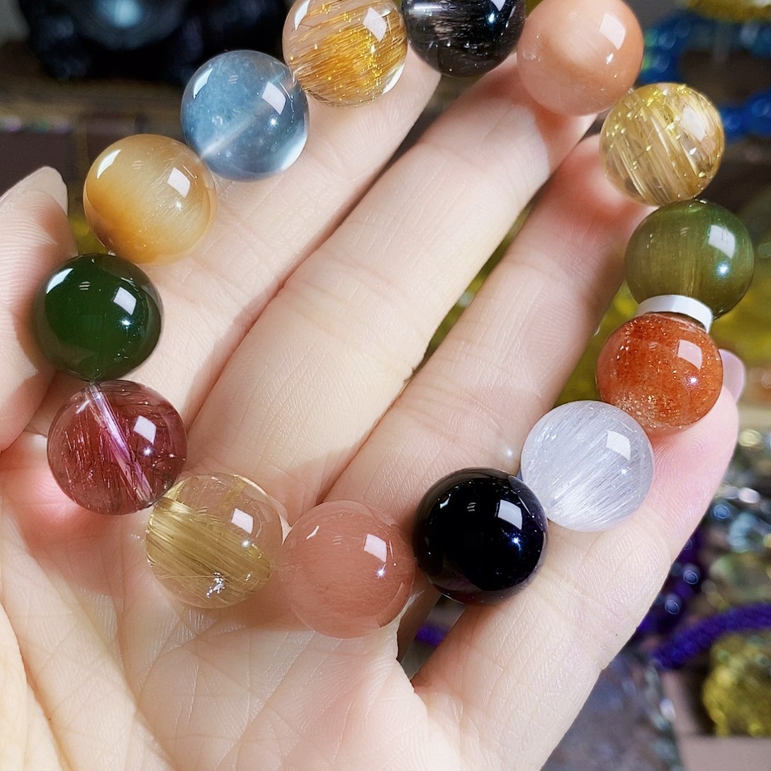 未镶嵌手链水晶出****?多宝手链