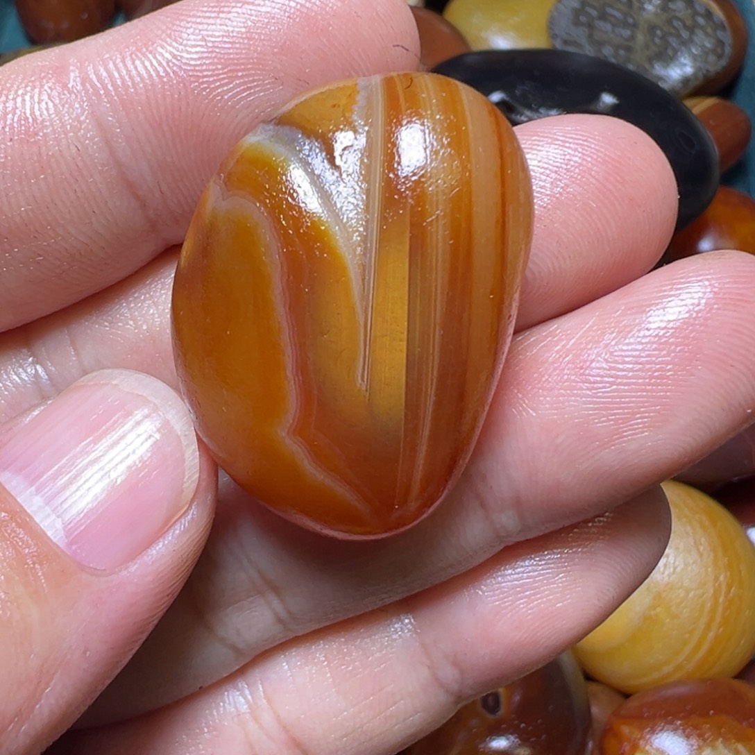 赏***戒瓷片马达加斯加奇石