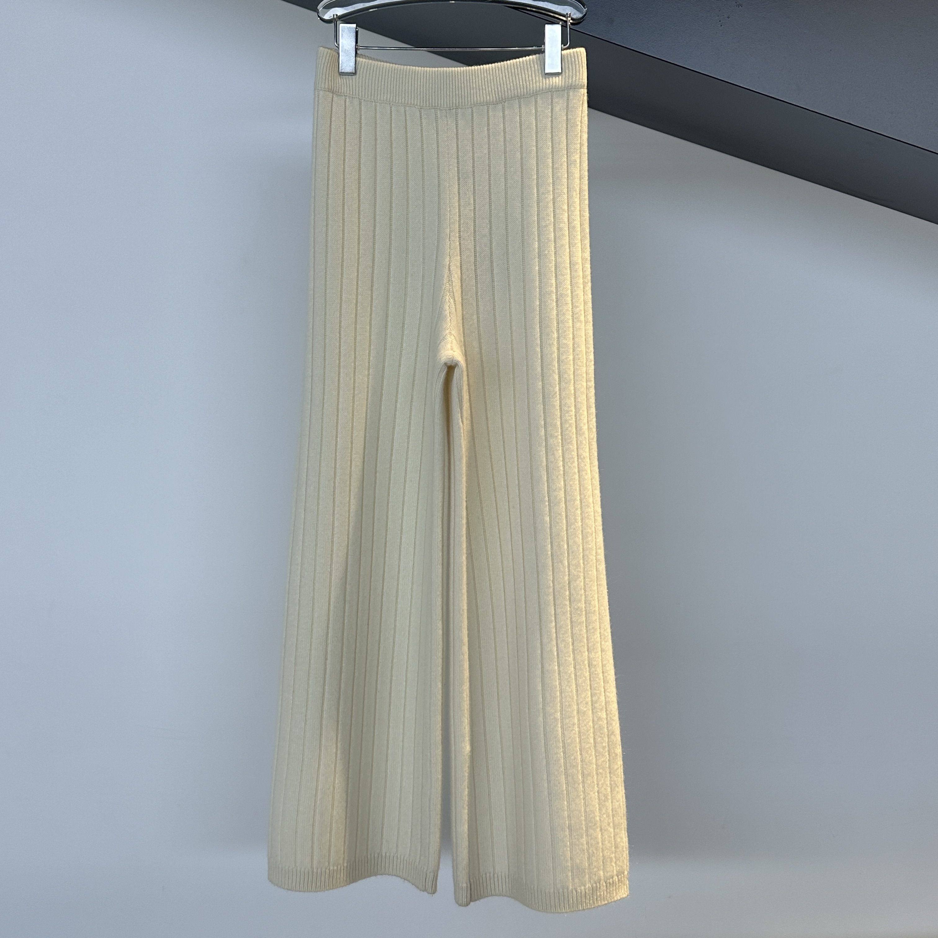 LUTACY.G 251117羊绒长裤 白色