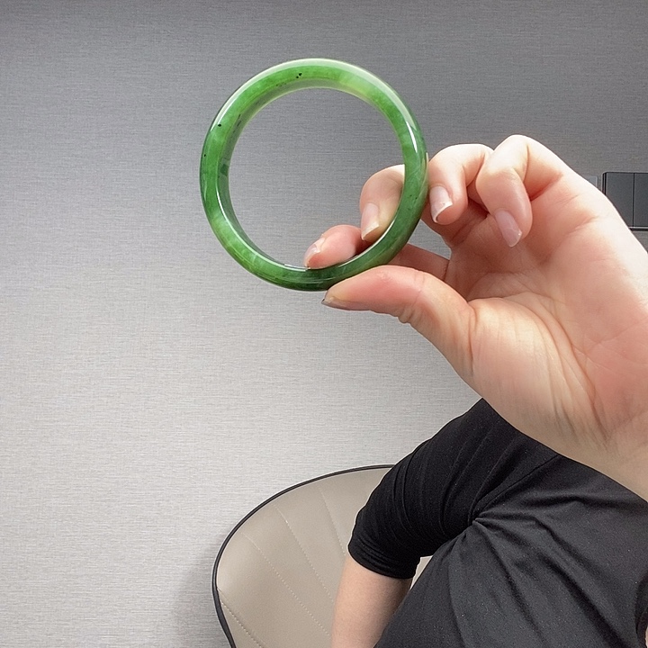 和田玉手镯未镶嵌用****4