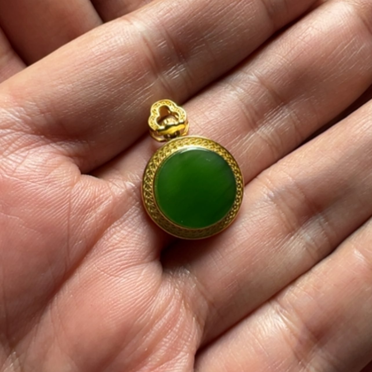 【闪购商品】颈饰银S925镶嵌和田玉（碧玉）